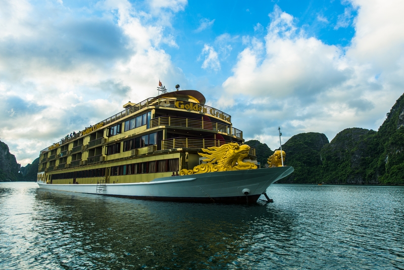 GOLDEN CRUISE 2 DAYS 1 NIGHT & 3 DAYS 2 NIGHTS from 141 USD/PERSON only